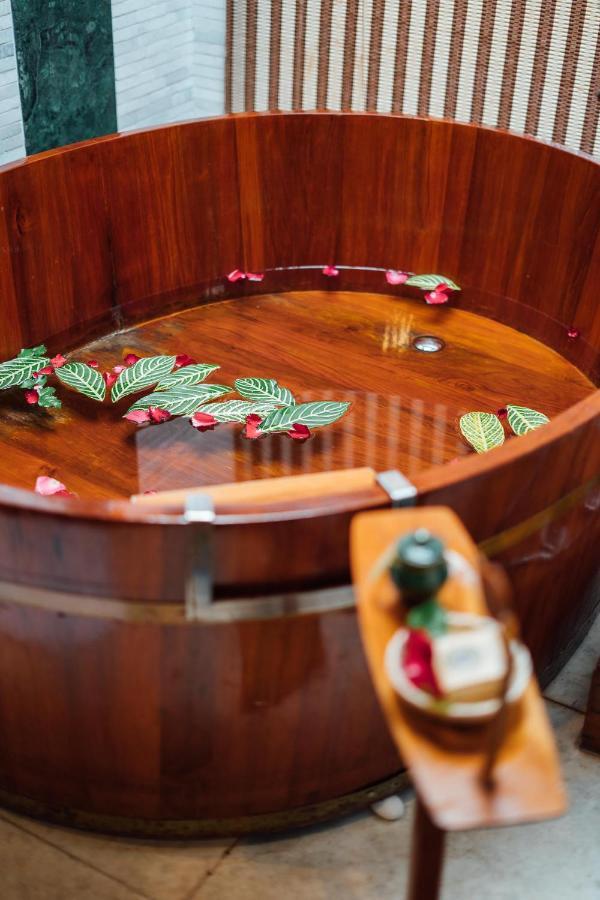 Aureum Palace Hotel & Resort Inle 낭쉐 외부 사진