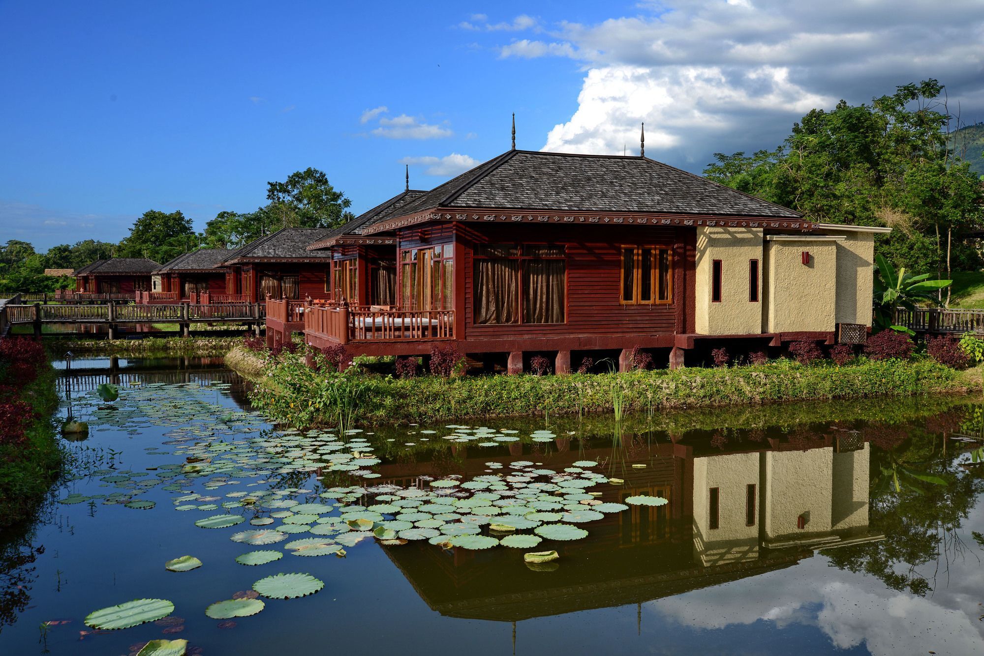 Aureum Palace Hotel & Resort Inle 낭쉐 외부 사진