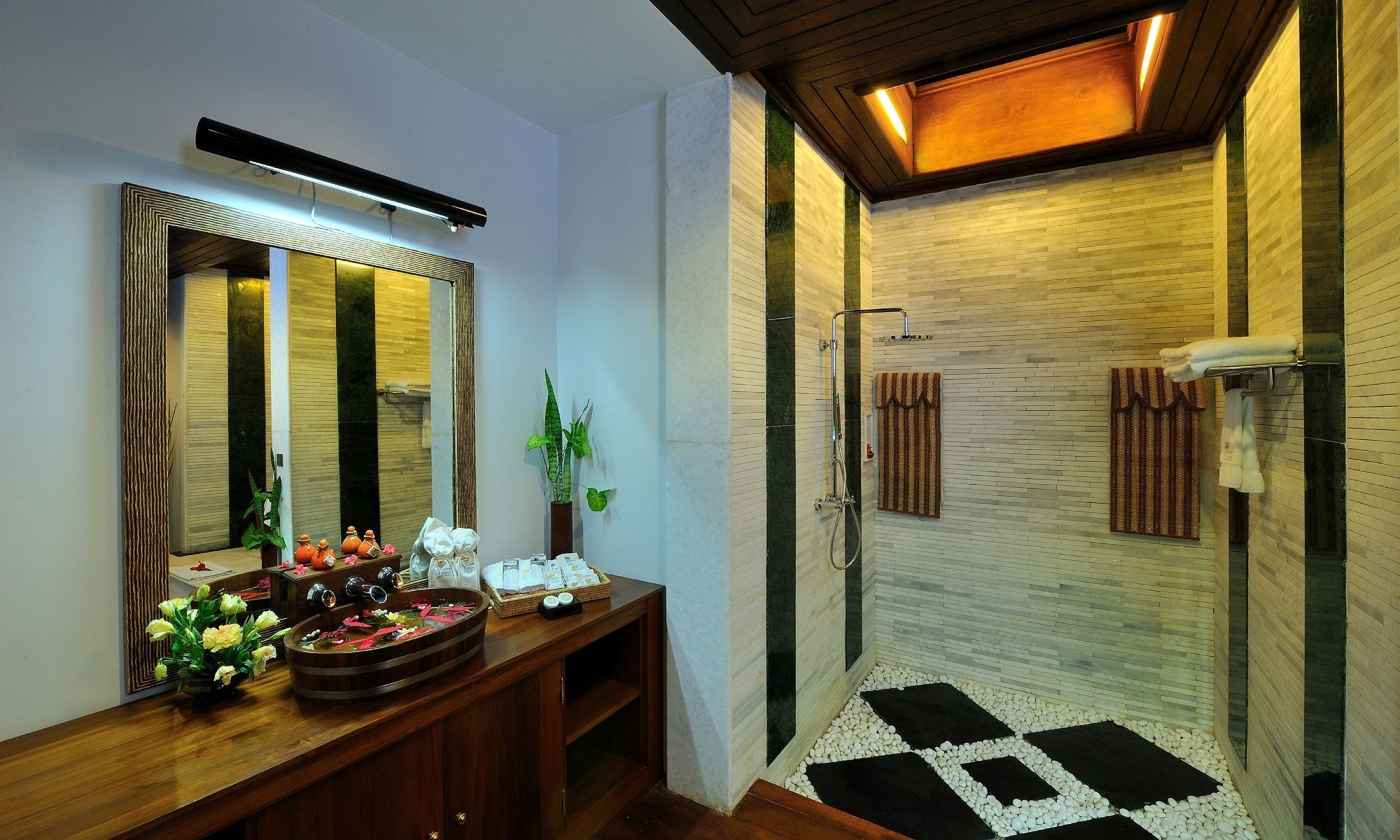 Aureum Palace Hotel & Resort Inle 낭쉐 외부 사진